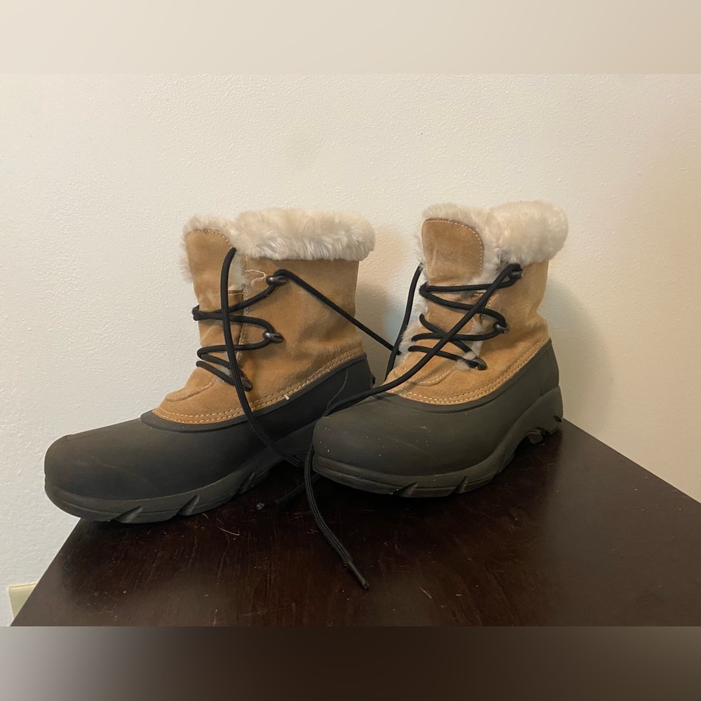 Sorel Women’s Snow Angel Boots